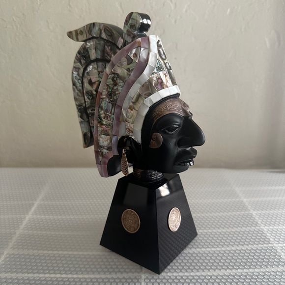Other - Black and Silver Decorative Bust